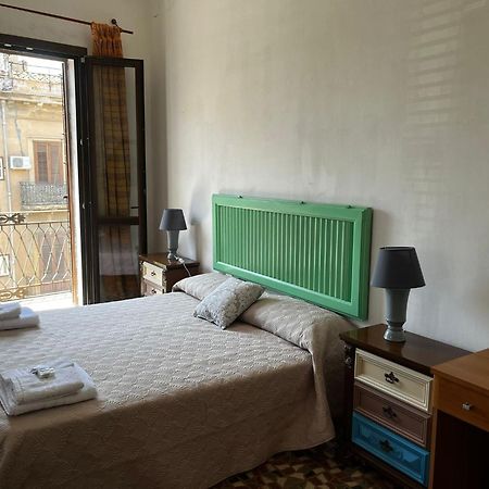 Mille Lire Peppe'S Home 팔레르모 외부 사진